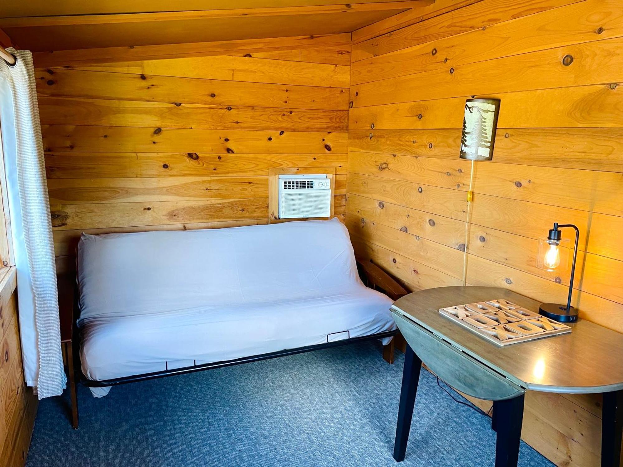 Waters Edge Lodge Lake George Exterior foto