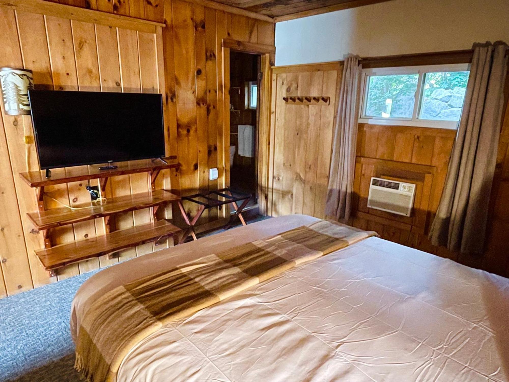 Waters Edge Lodge Lake George Exterior foto