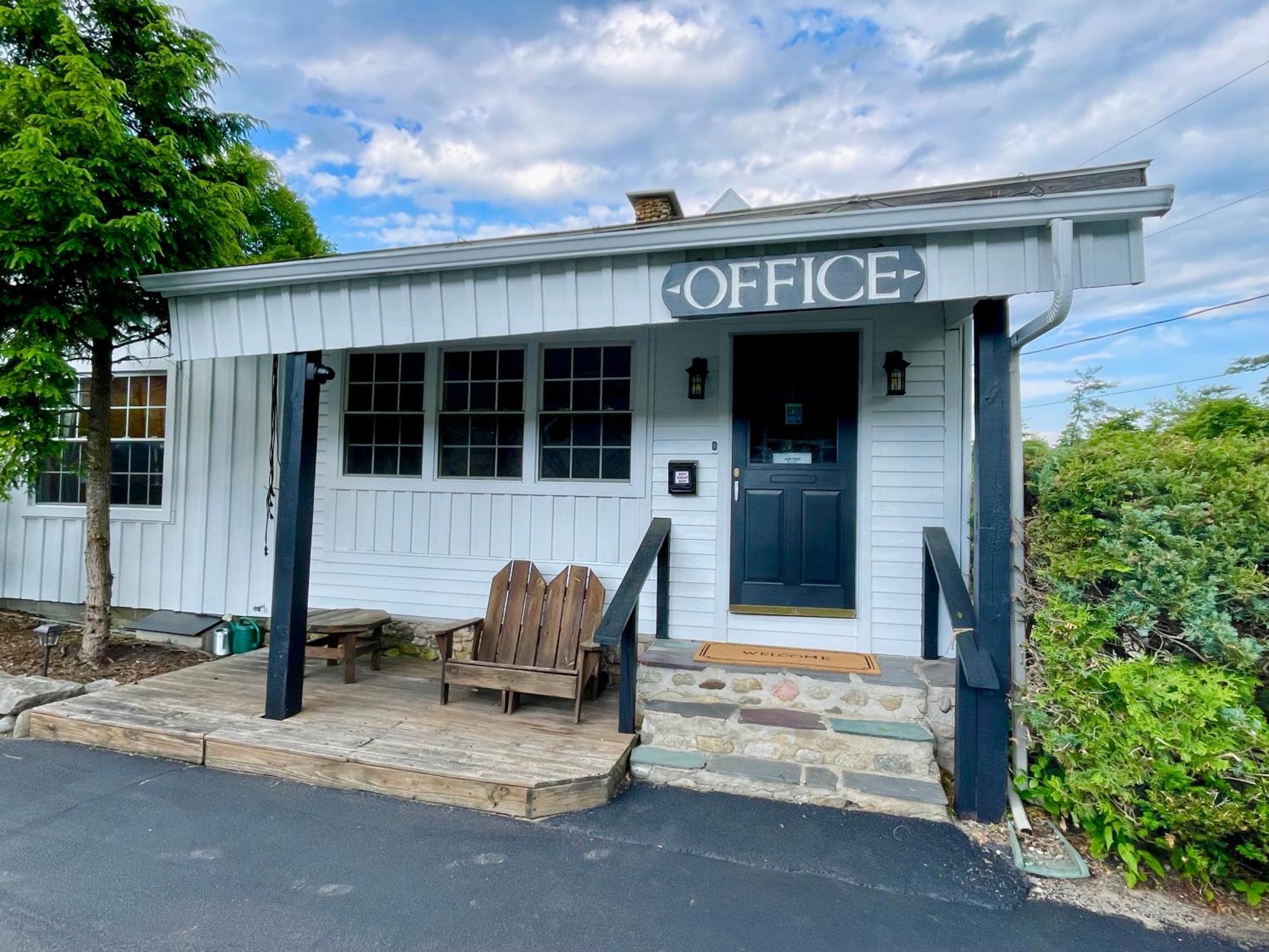 Waters Edge Lodge Lake George Exterior foto