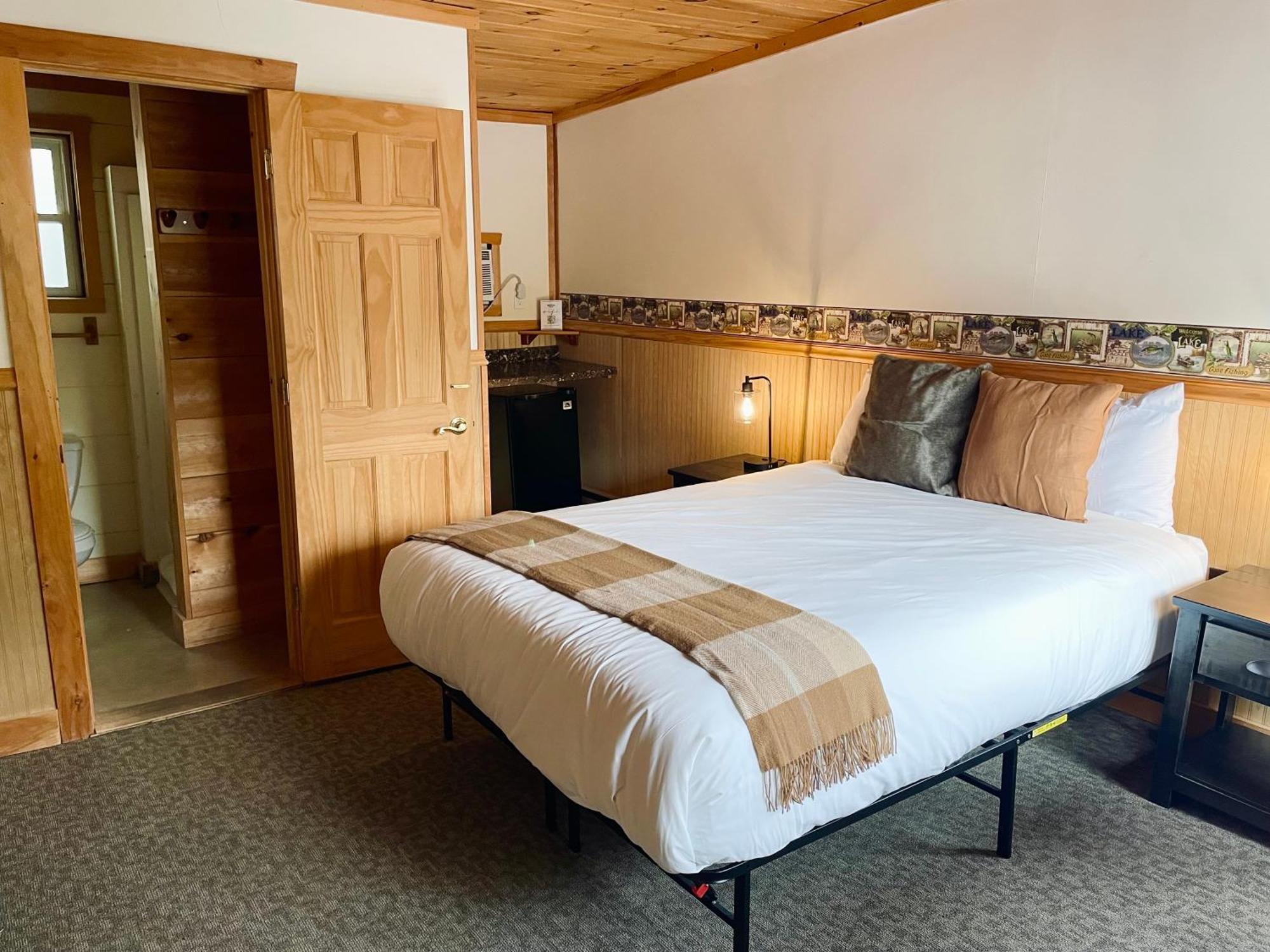 Waters Edge Lodge Lake George Exterior foto